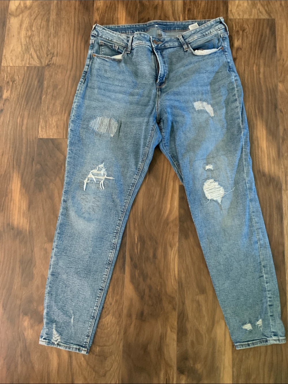 Old Navy Light Blue Straight Leg Distressed Jeans